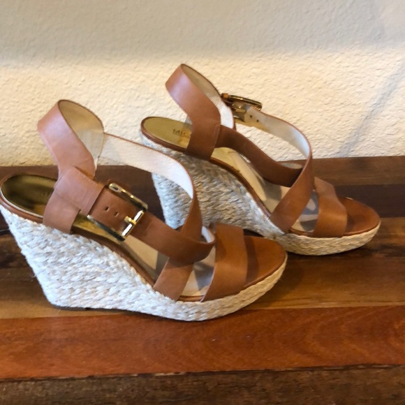 Michael Kors saddle brown leather espadrilles - Picture 2 of 7